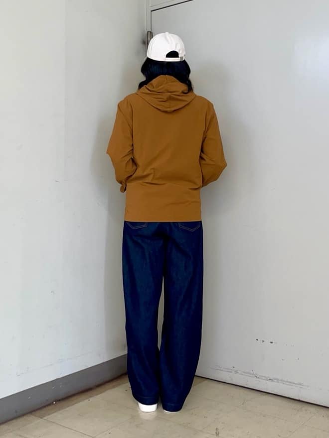 iwさんの「TAKEO KIKUCHI｜【3D ナイロン ストレッチ】ジップアップ フードブルゾン」を使ったコーディネート