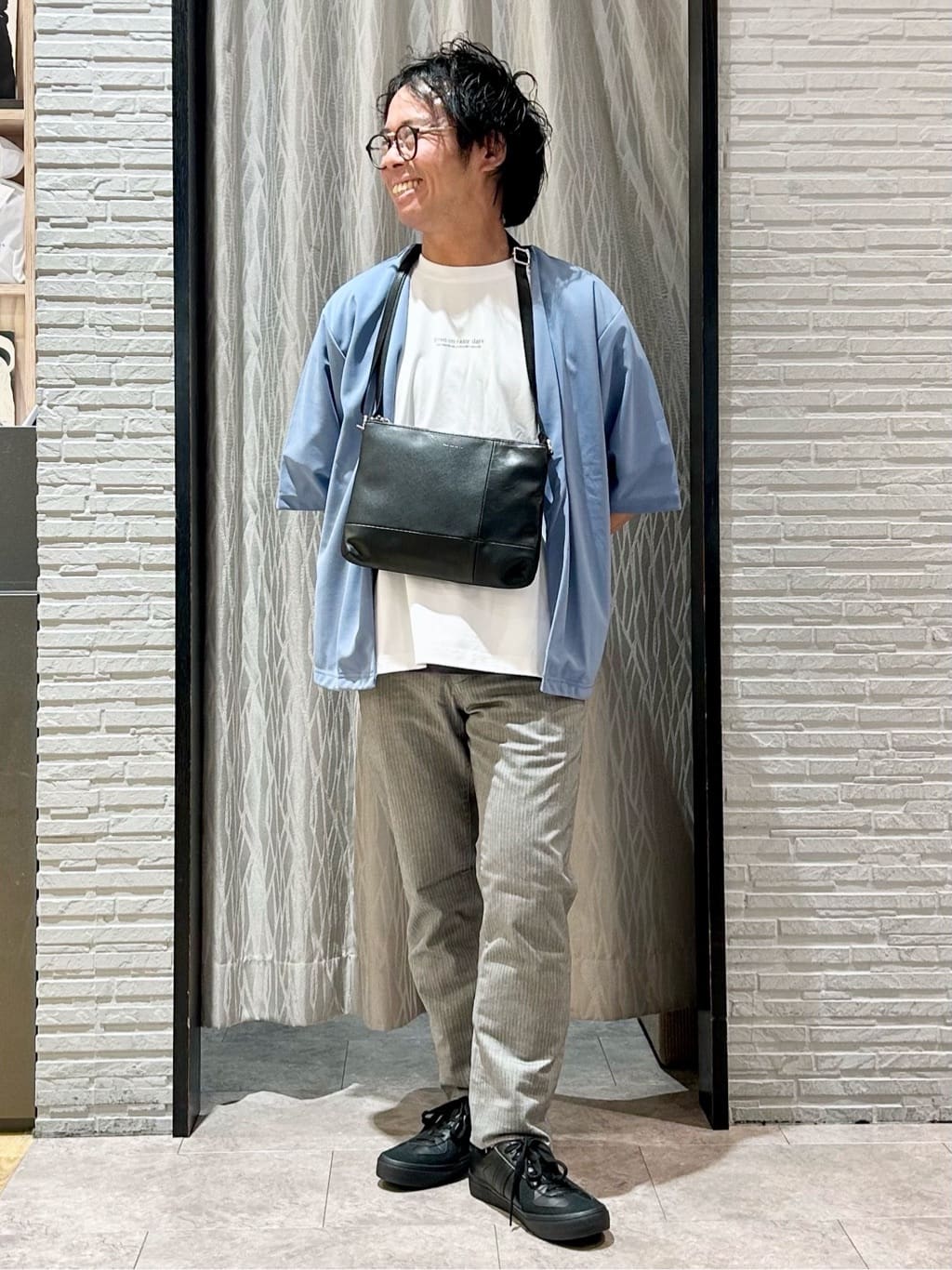 KENJI Iさんの「THE SHOP TK｜五分袖カーディガン+半袖Tシャツセットアイテム 洗濯機OK」を使ったコーディネート