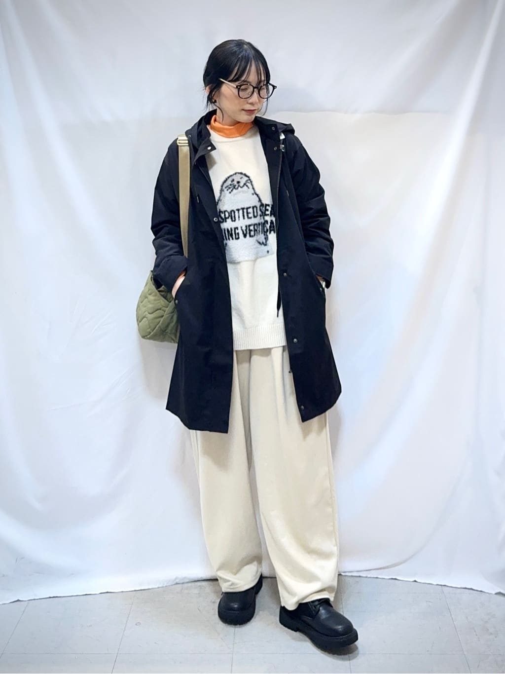 𝐇𝐢𝐫𝐨𝐦𝐢さんの「SHOO･LA･RUE｜【旭山動物園応援商品】ゆるアニマル ふわふわジャカードニット」を使ったコーディネート