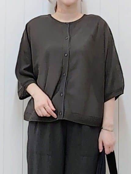 itoさんの「Dessin｜【前後2WAY・洗える】シアーカーディガン」を使ったコーディネート