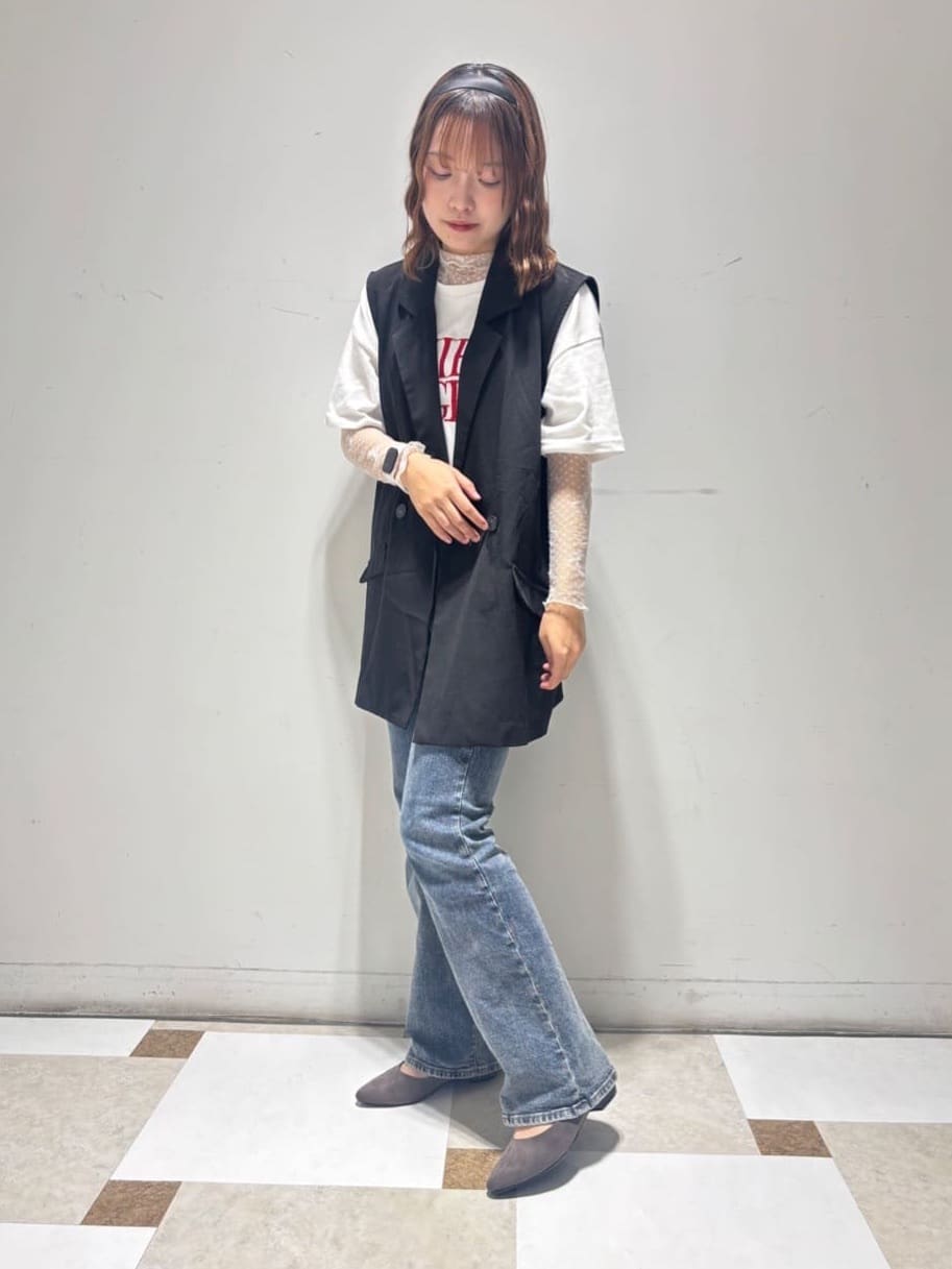 せらら⭐️さんの「ESPERANZA｜《定番》晴雨兼用クッションフラットパンプス」を使ったコーディネート