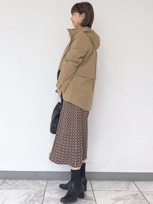 nekoさんの「Reflect｜【すっきり見え／フード取り外し可／通勤におすすめ◎】ライティアウター」を使ったコーディネート