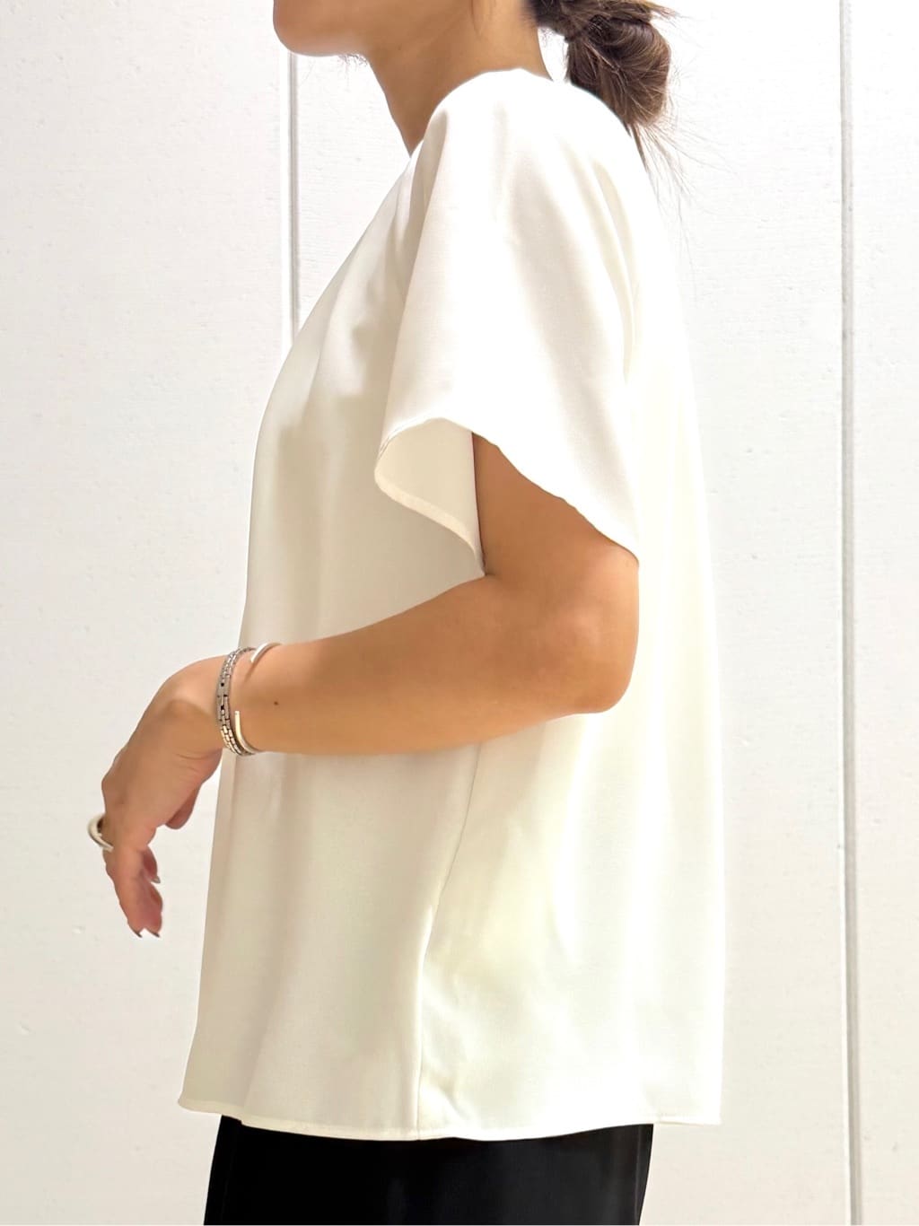 mamiさんの「INDIVI｜【UVケア】タックブラウス」を使ったコーディネート