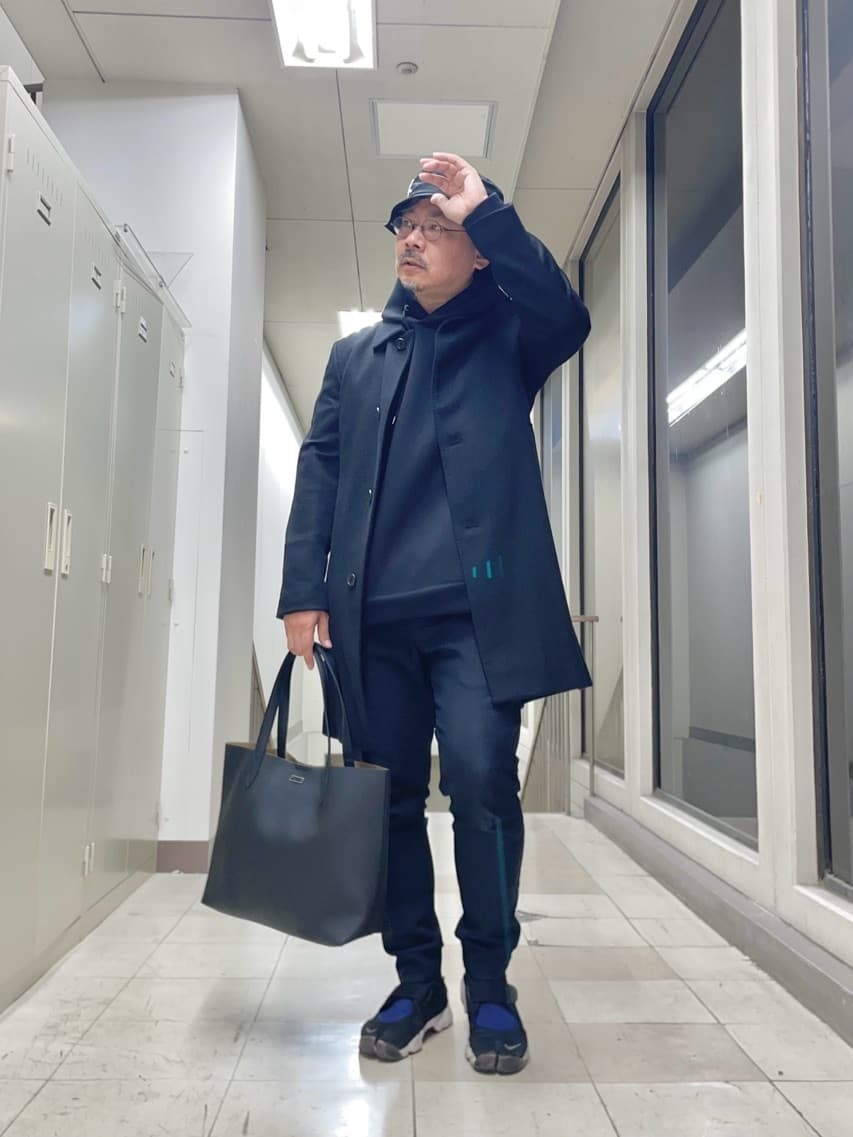 MAKOTO AIさんの「TAKEO KIKUCHI｜カシミヤブレンド ビーバー調ステンカラーコート」を使ったコーディネート
