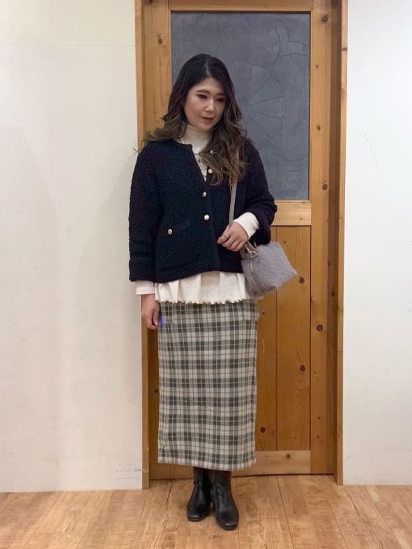 Ayana.さんの「SHOO･LA･RUE｜【S-LL/あったか】大人レディな着こなしに シャギーチェックスカート」を使ったコーディネート