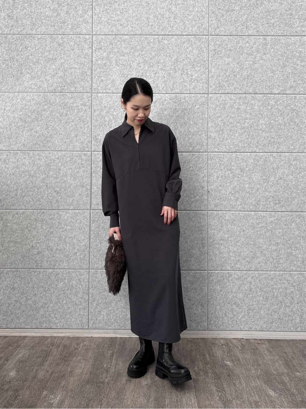 ひなさんの「INDIVI｜【LE VERNIS】ポワールフラッフィーファーバッグ」を使ったコーディネート