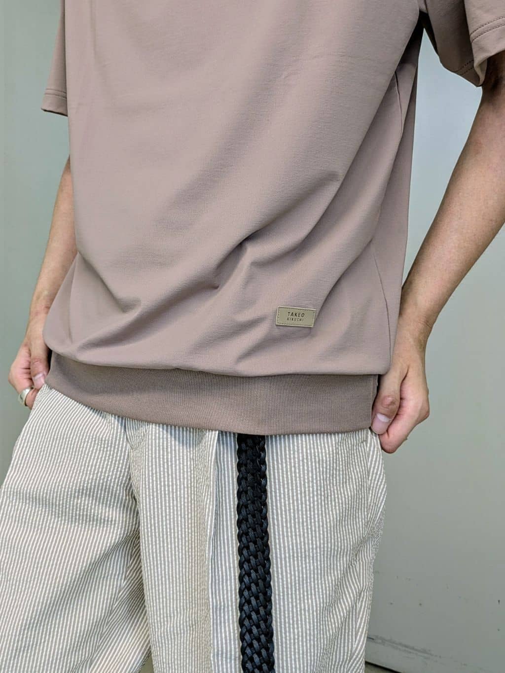ryoさんの「TAKEO KIKUCHI｜【COOL CITY WEAR】エアートール オープンカラーシャツ /接触冷感・通気性」を使ったコーディネート