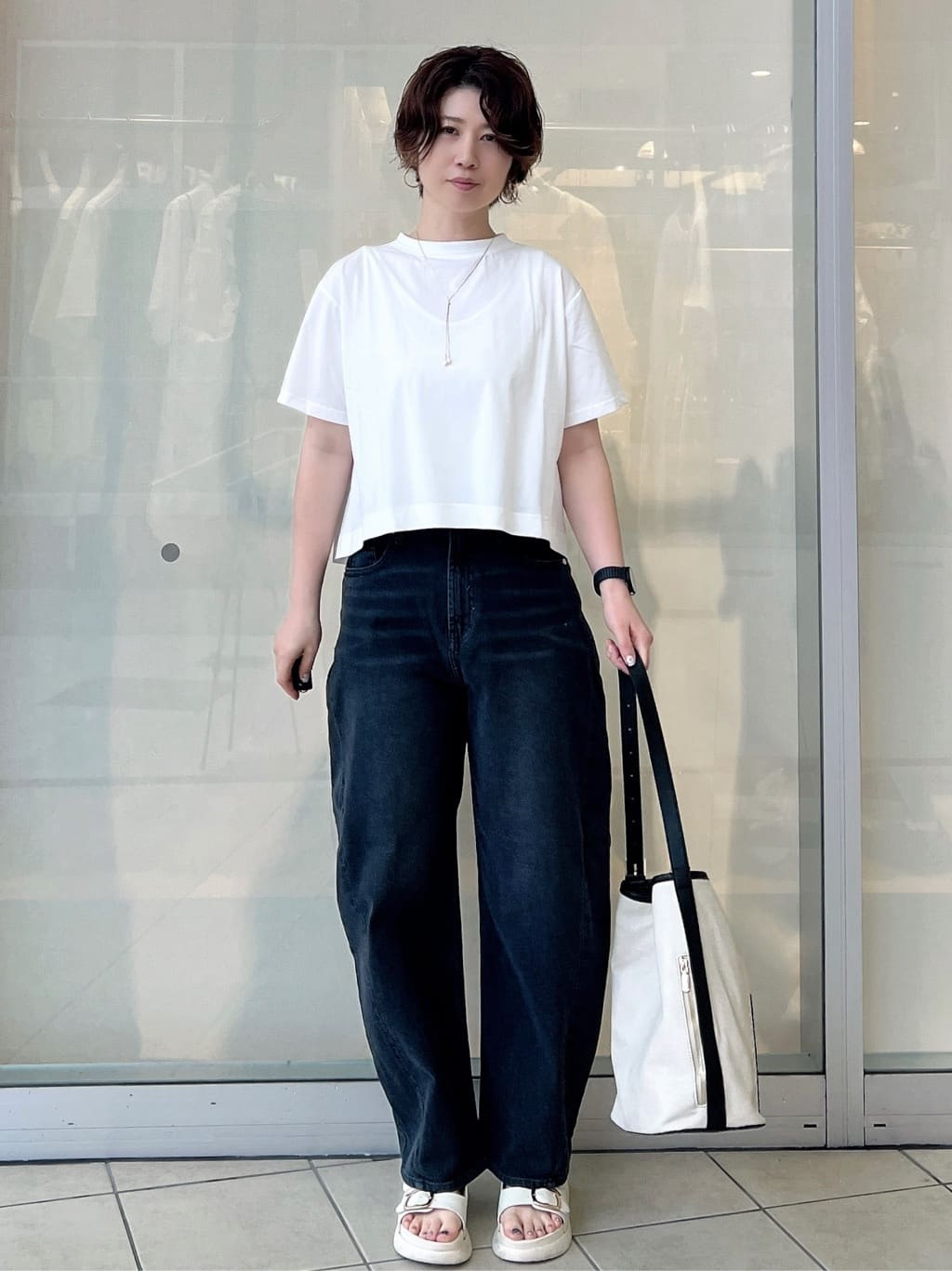 yo-koさんの「OPAQUE.CLIP｜ストレッチバレルレッグデニム【洗濯機洗い可】」を使ったコーディネート