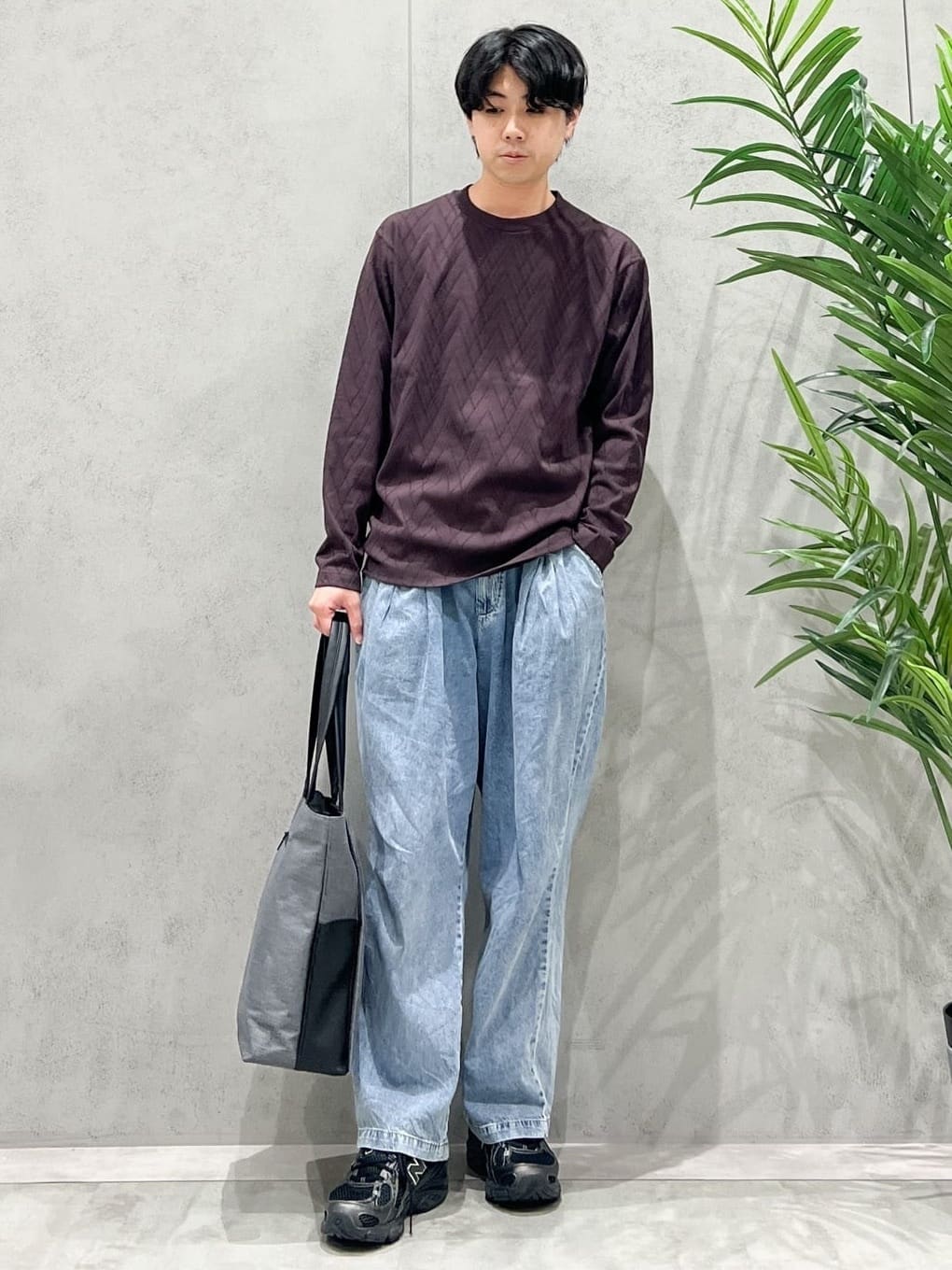 SHI-MAさんの「THE SHOP TK｜リンクスジオメトリック長袖Tシャツ【サスティナブル素材使用/洗濯機OK】」を使ったコーディネート