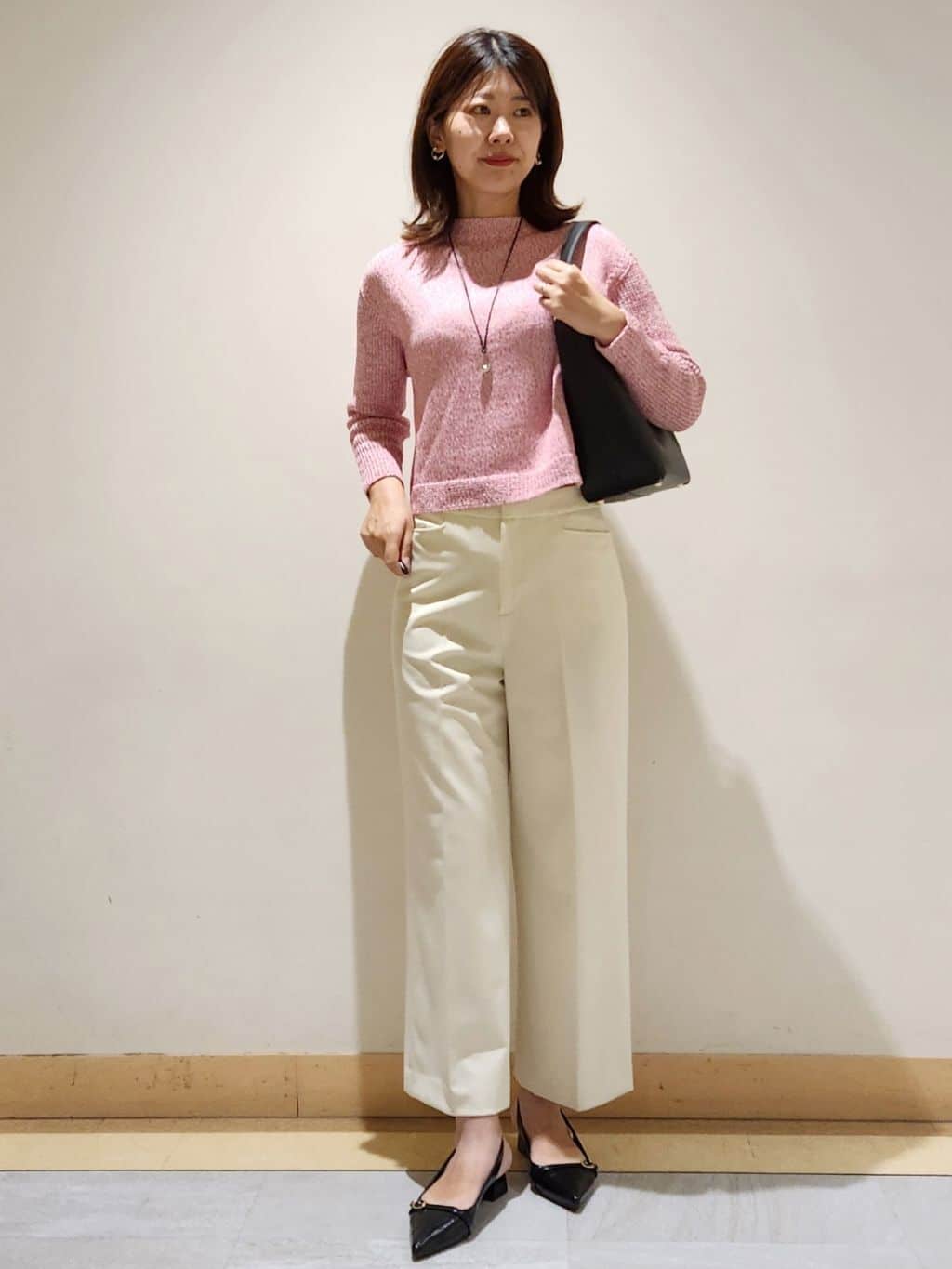 yukaさんの「COUP DE CHANCE｜【手洗い可】ストレートワイドパンツ」を使ったコーディネート