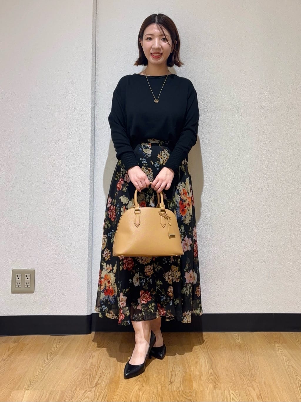 MIKIKOさんの「UNTITLED｜【8色展開/体型カバー】魅せるタイムレスニット」を使ったコーディネート