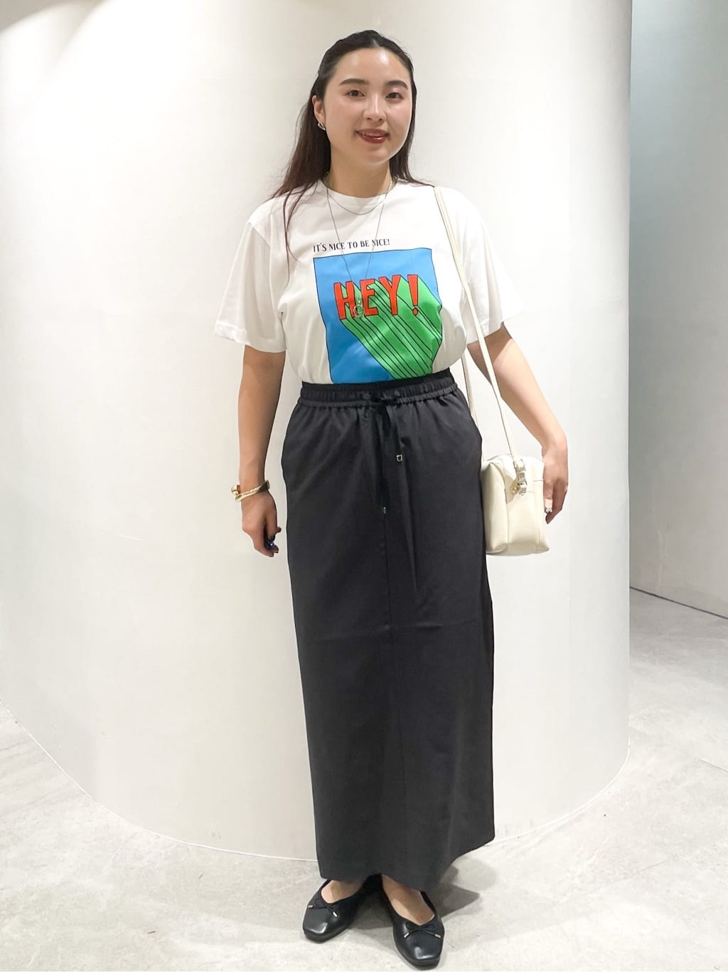 かりんさんの「OPAQUE.CLIP｜【Pontre Studio／ポンレストゥディオ】別注グラフィックTシャツ」を使ったコーディネート