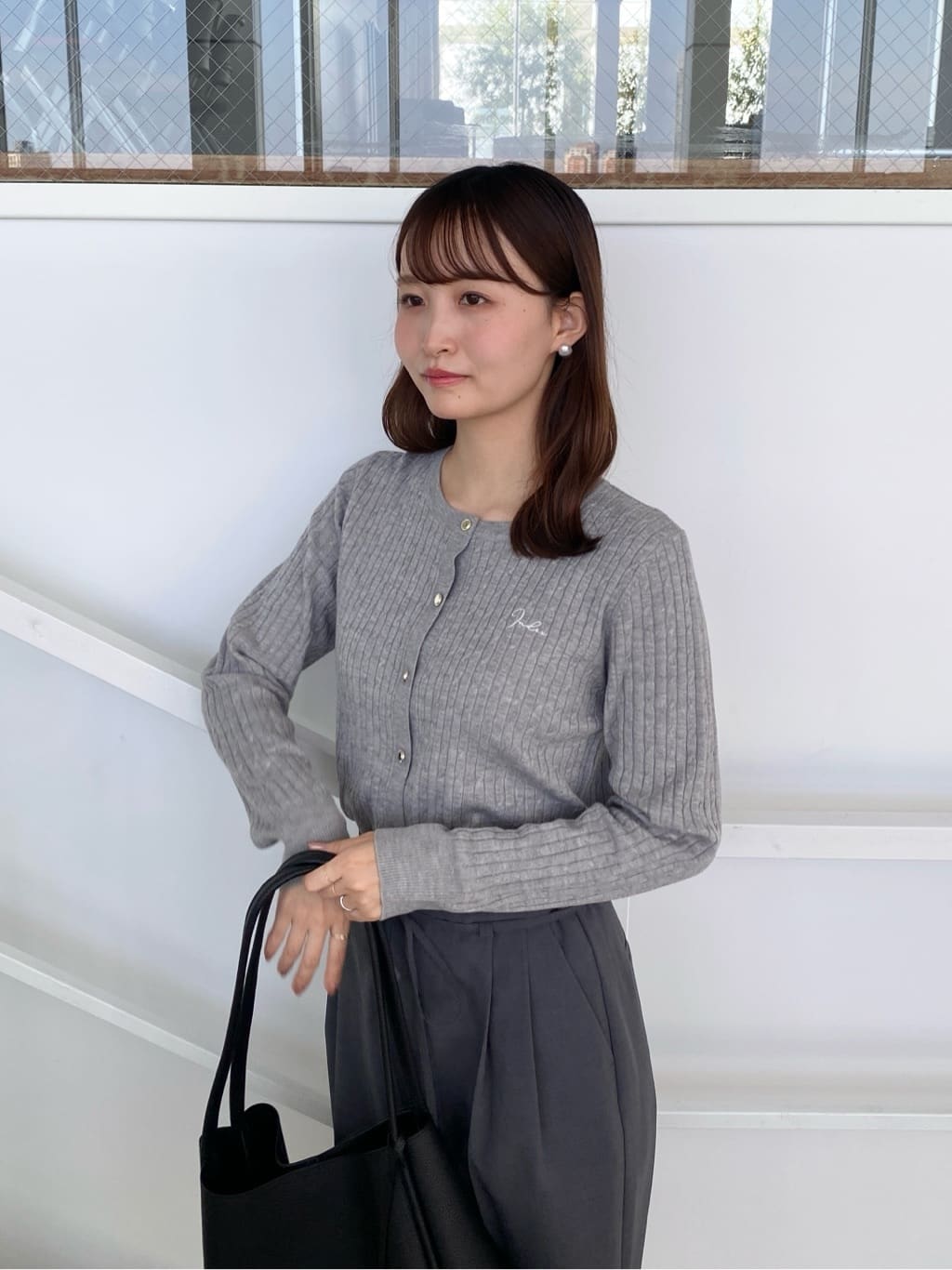 みさかさんの「index｜クルーネックケーブルカーディガン【洗濯機OK】」を使ったコーディネート