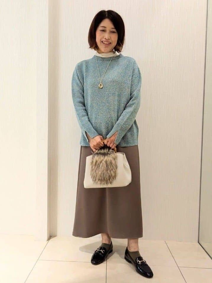 u-macoさんの「UNTITLED｜【ゆったり】三つ杢カラーニット」を使ったコーディネート