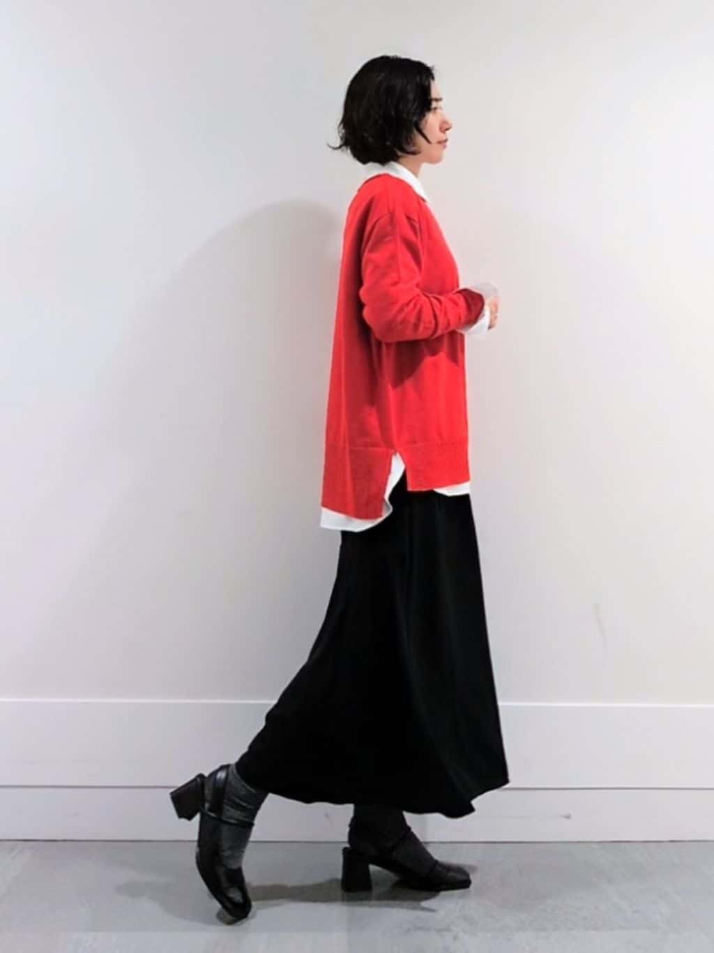 ミズタさんの「UNTITLED｜【セットアップ可/後ろウエストゴム】リラクパウダースカート」を使ったコーディネート