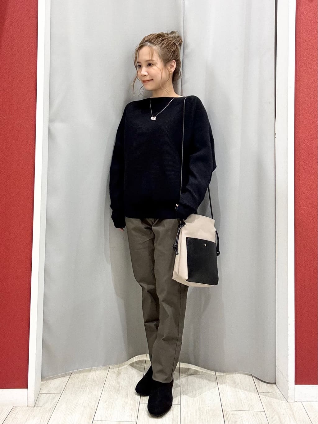shioさんの「SHOO･LA･RUE｜【洗濯機可/S-LL】フィット感が心地よい ハイパーストレッチスキニー裏起毛」を使ったコーディネート