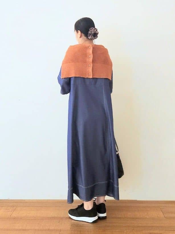 くまさんの「SHOO･LA･RUE｜キラッと光るラメとスパンコールが印象的 メッシュカーディガン」を使ったコーディネート