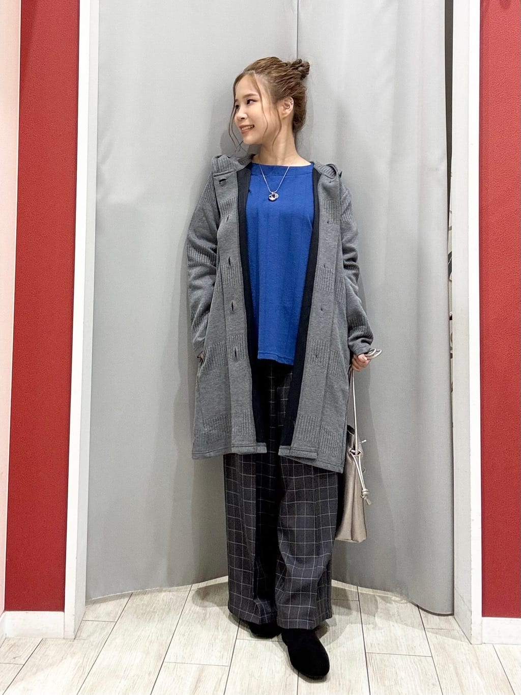shioさんの「SHOO･LA･RUE｜【高レビュー/体型カバー】しながらスマートに魅せる ラインジャカードコーディガン」を使ったコーディネート
