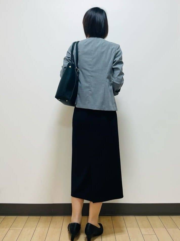 Riiさんの「Reflect｜【洗える／セットアップ可】ノーカラージャケット」を使ったコーディネート