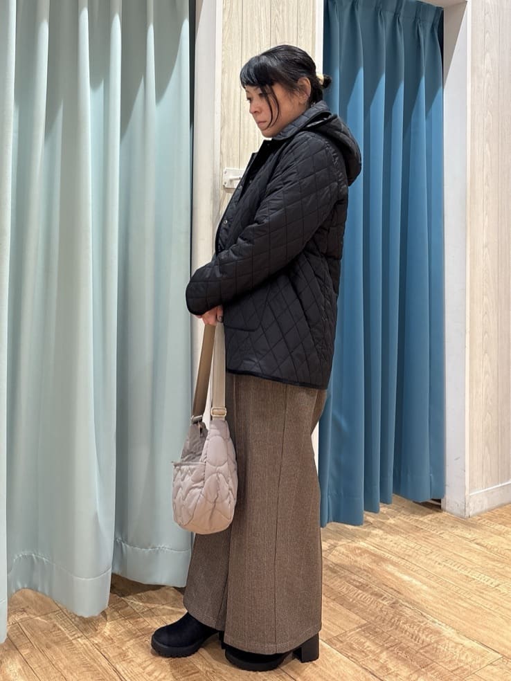 わかさんの「SHOO･LA･RUE｜【洗濯機可/毛玉レス】大人世代も取り入れやすい スウェットライク アソートニット」を使ったコーディネート