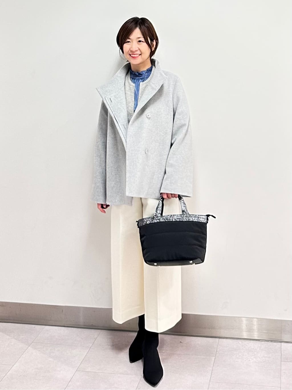 みなこさんの「UNTITLED｜【着回しが効く／オンオフアウター】ウールショートコート」を使ったコーディネート