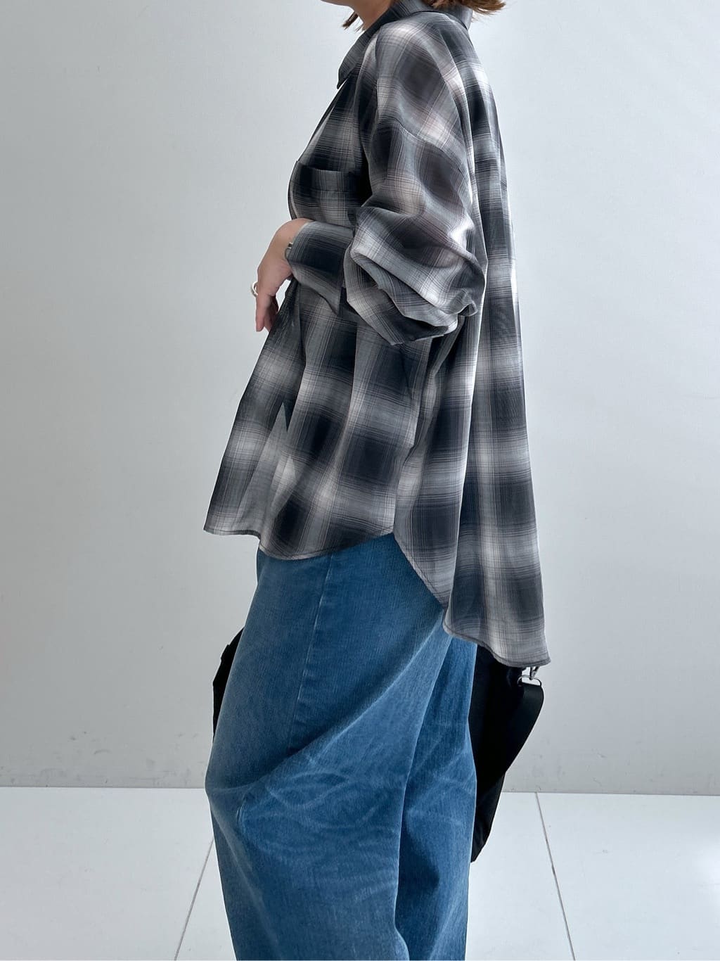 Hirokaさんの「Dessin｜【洗える】シアーオンブレーチェックシャツ」を使ったコーディネート
