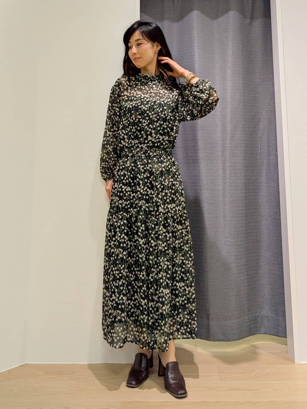 miiさんの「INDIVI｜【UVケア／SETUP可能】エアリージョーゼット ワイドパンツ」を使ったコーディネート