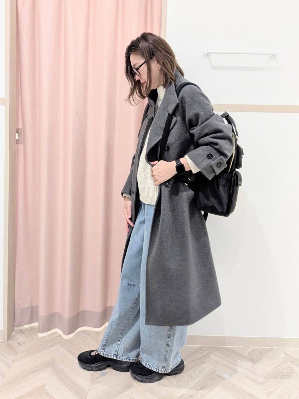 miyuさんの「SHOO･LA･RUE｜【S-LL】ほんのりラメで女性らしい ベロアモールモックネックニット」を使ったコーディネート