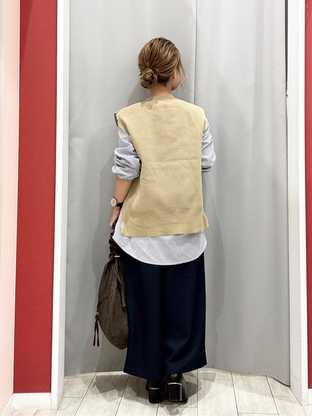 shioさんの「SHOO･LA･RUE｜ウエストまわりをすっきり魅せる デザインガウチョパンツ」を使ったコーディネート
