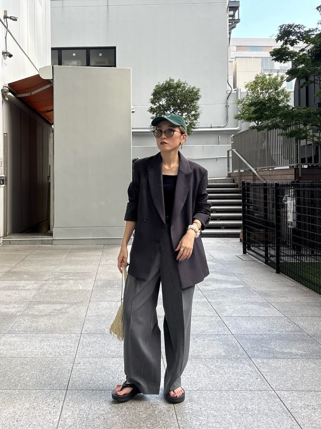 kotakiさんの「INDIVI｜Timeless｜モードスラックス」を使ったコーディネート