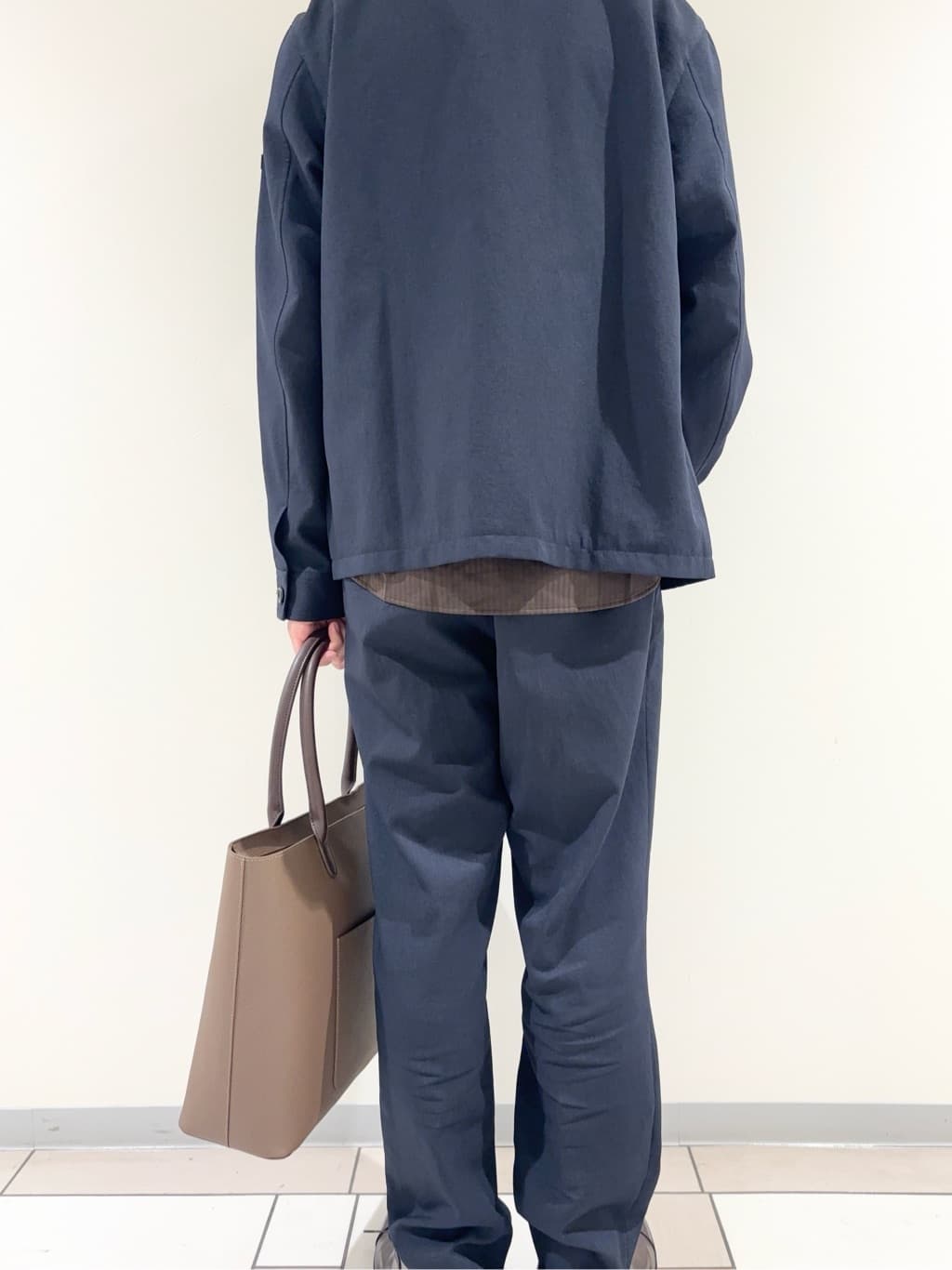 及川さんの「TAKEO KIKUCHI｜【COOL CITY WEAR】ストライプジャージ ボタンダウンシャツ /接触冷感」を使ったコーディネート
