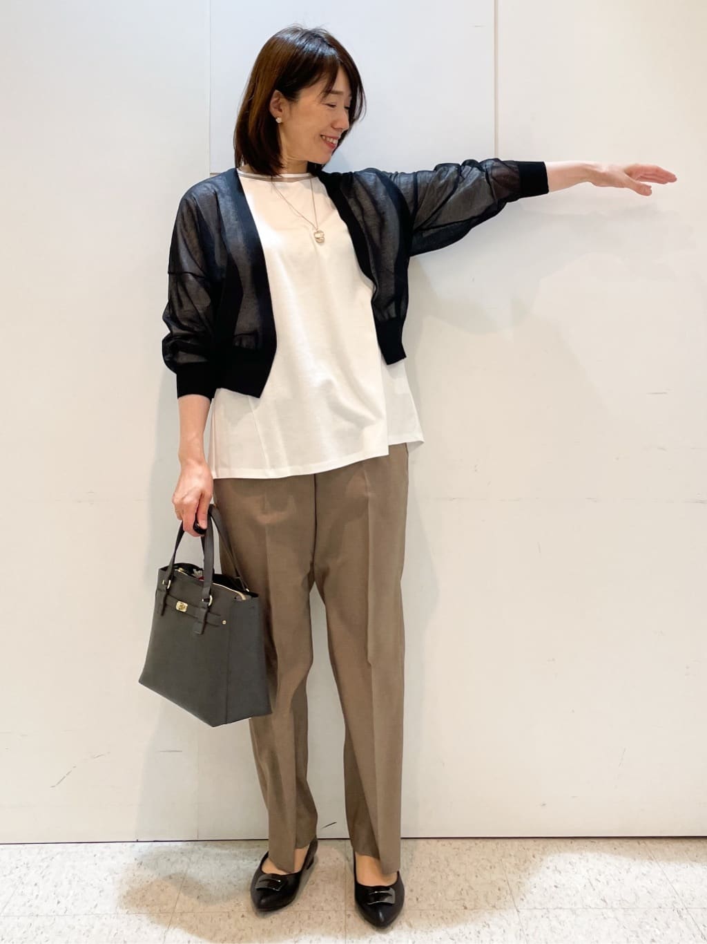 めいさんの「Reflect｜【マシンウォッシュ可】リネンライクフレアパンツ」を使ったコーディネート