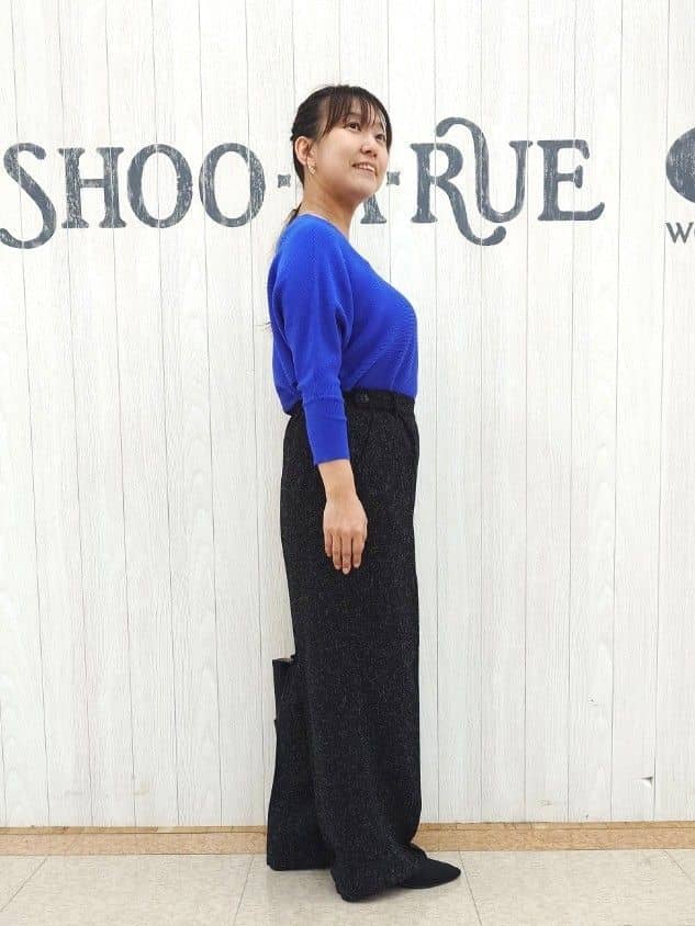 とろろさんの「SHOO･LA･RUE｜【2点セット】着るだけで決まる クラシカルなツイード調セットアップ」を使ったコーディネート