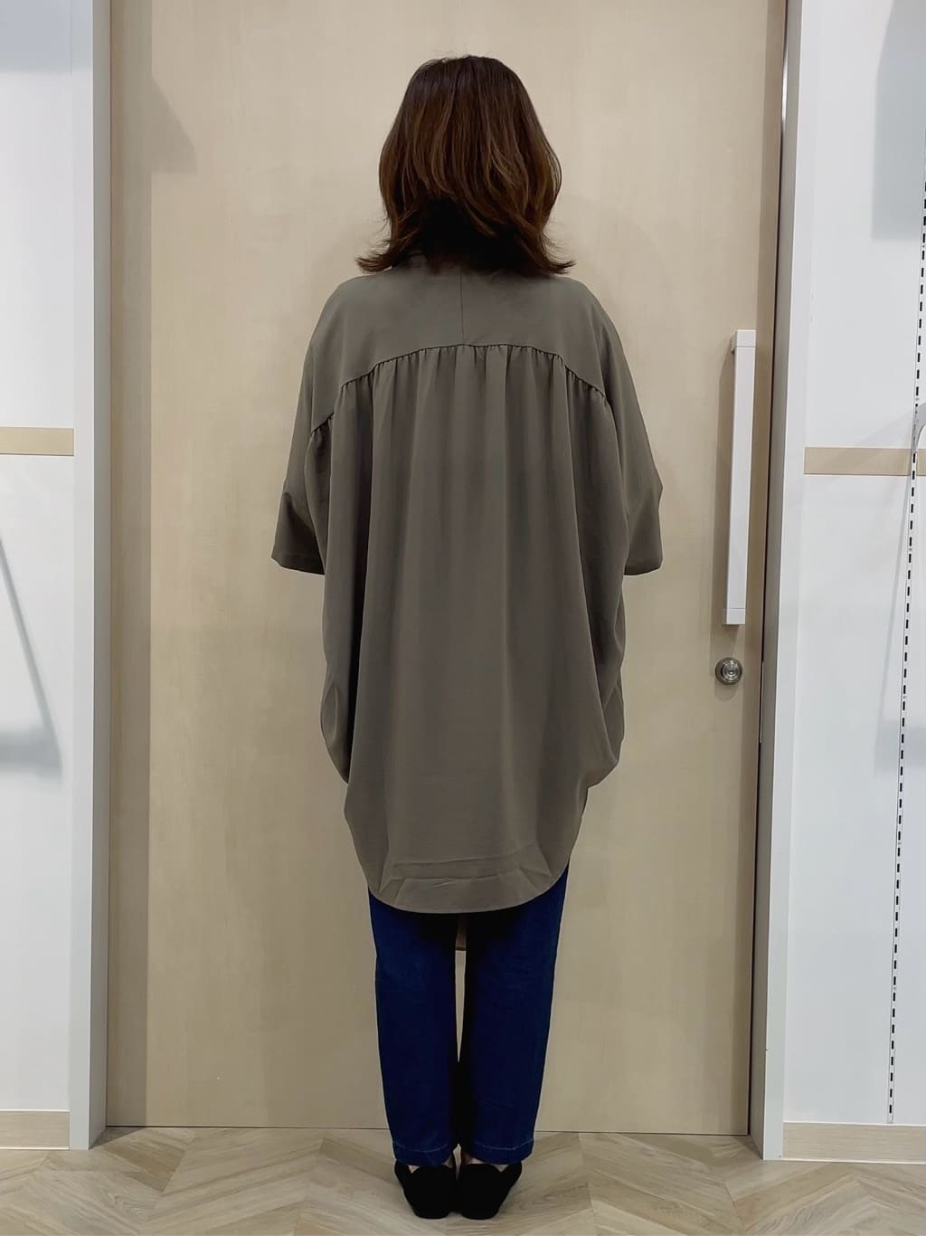 naoさんの「SHOO･LA･RUE｜【洗える/ひんやり／前後2WAY】テレコタンクトップ」を使ったコーディネート