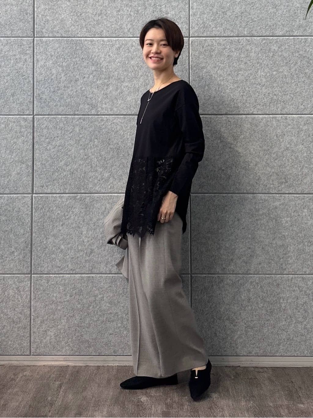 kanaeさんの「INDIVI｜【レイヤードにおすすめ】レース切り替えカットソー」を使ったコーディネート