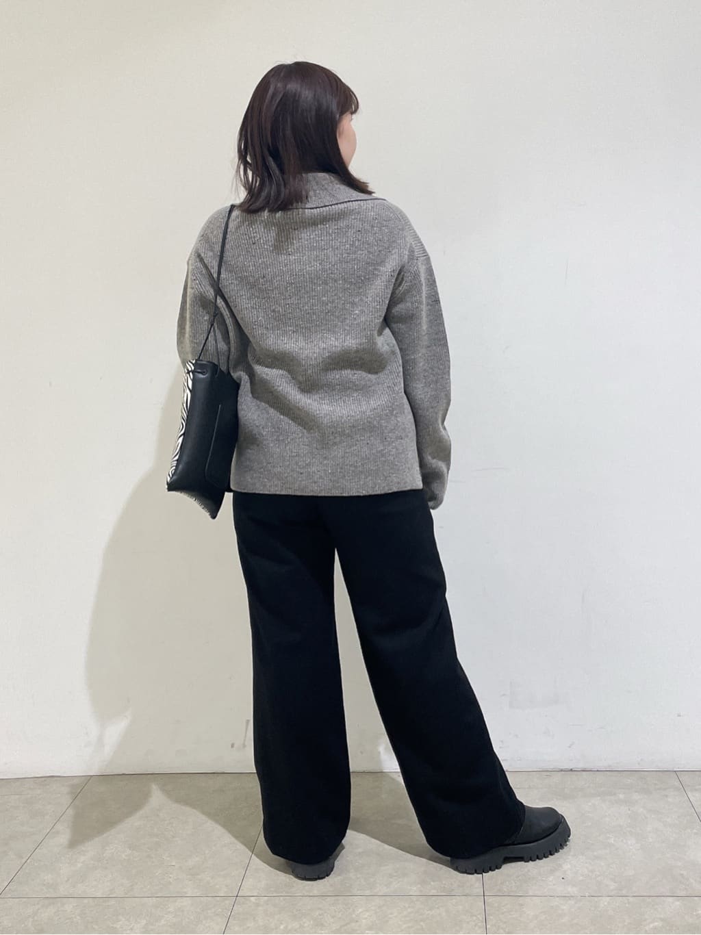 emikaさんの「INDIVI｜【洗える】カラーネップ ダブルジップカーディガン」を使ったコーディネート