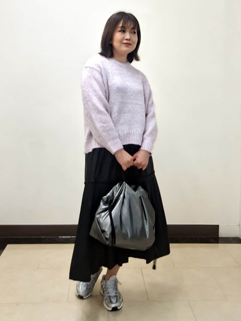 S.xuliさんの「Reflect｜【一枚で着映え◎／ゆったり着られるワンサイズ】スパンコール&times;ラメニット」を使ったコーディネート