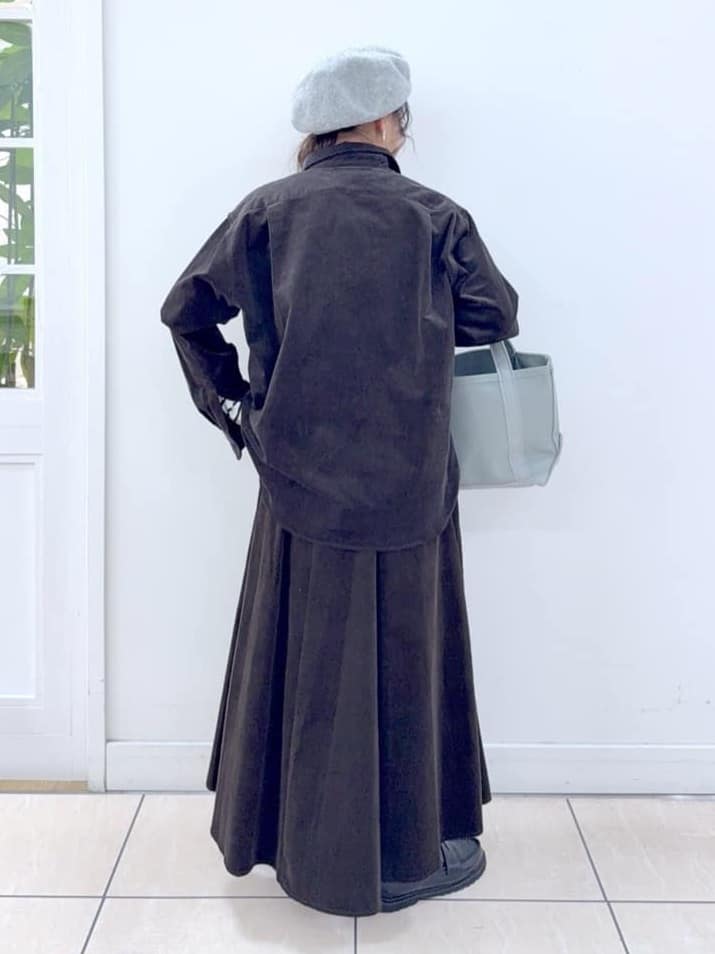 Osawaさんの「Dessin｜【選べる首元デザイン/洗える】クルーネックロングTシャツ」を使ったコーディネート