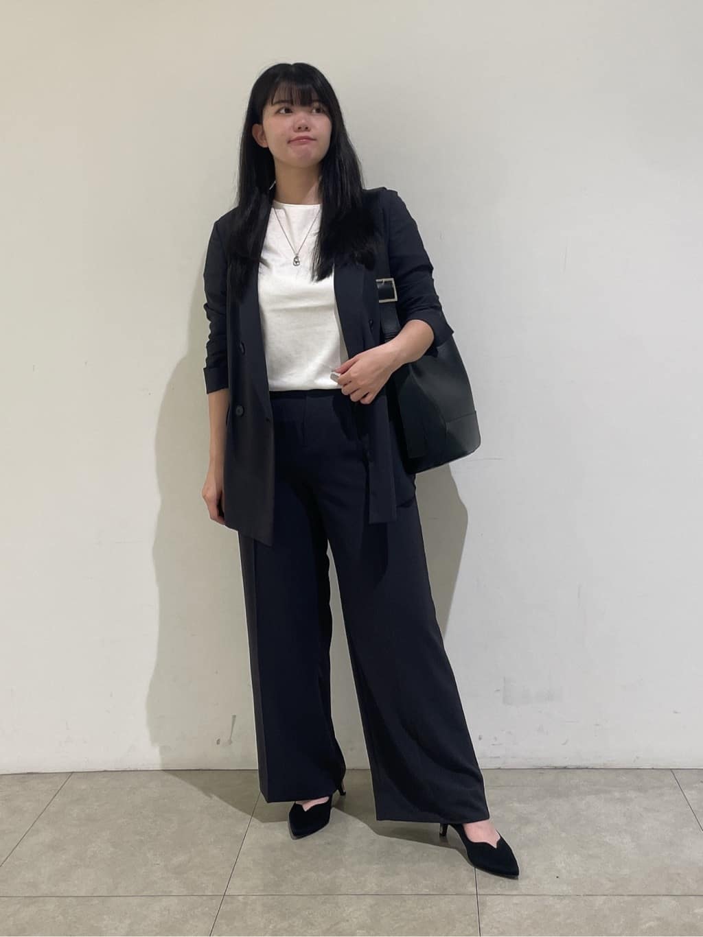 emikaさんの「INDIVI｜【軽く羽織れる！】ダブルジャケット」を使ったコーディネート