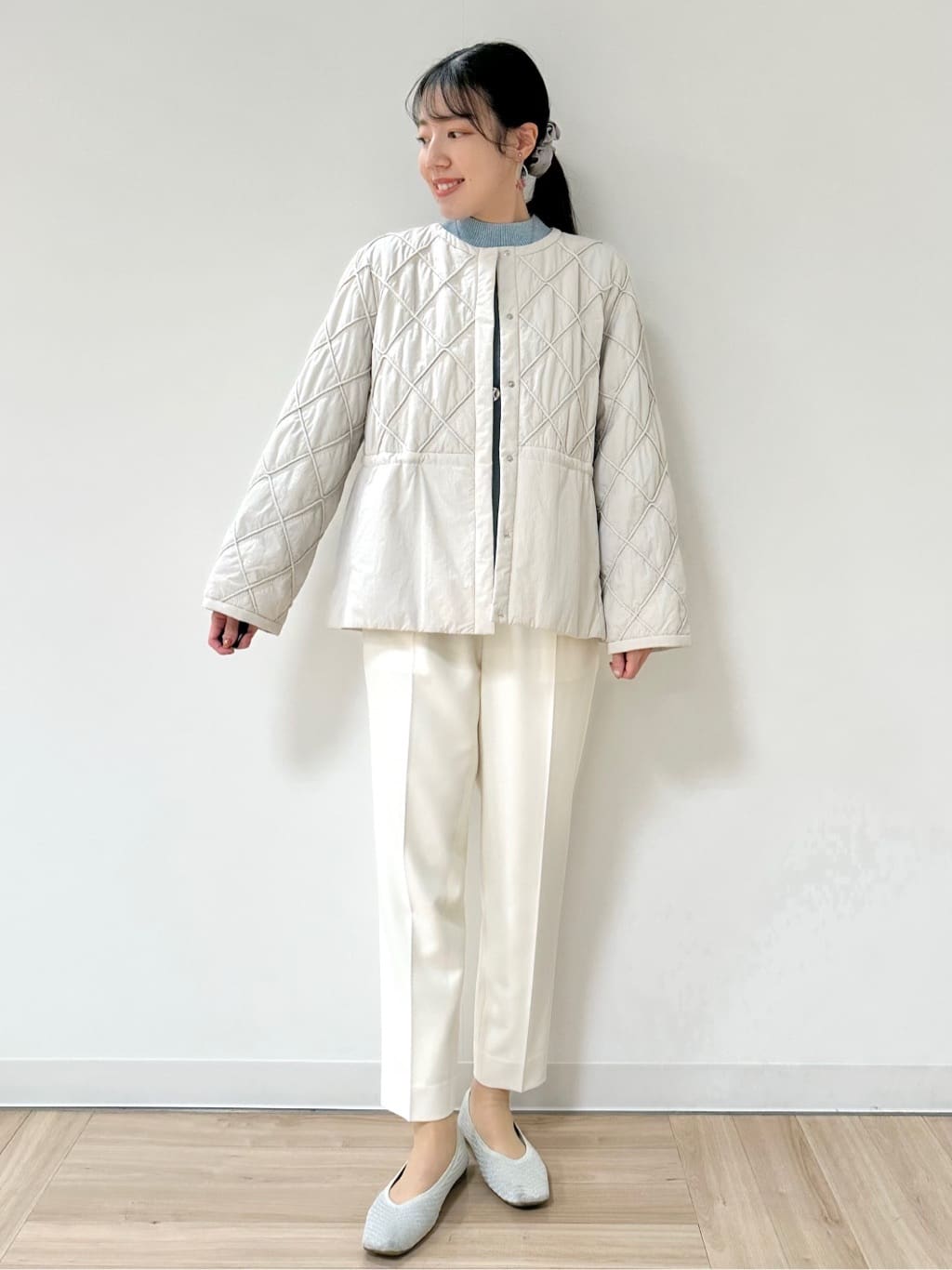 Momoさんの「Reflect｜【気軽な羽織に◎】中綿キルティングショートコート」を使ったコーディネート