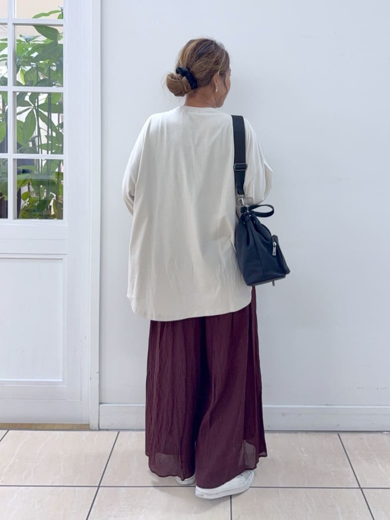 Osawaさんの「Dessin｜【洗える】箔プリントロングTシャツ」を使ったコーディネート