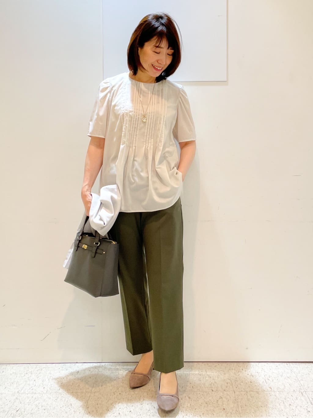 めいさんの「Reflect｜【すっきり見え！長め丈】ピンタックデザインチュニックブラウス」を使ったコーディネート