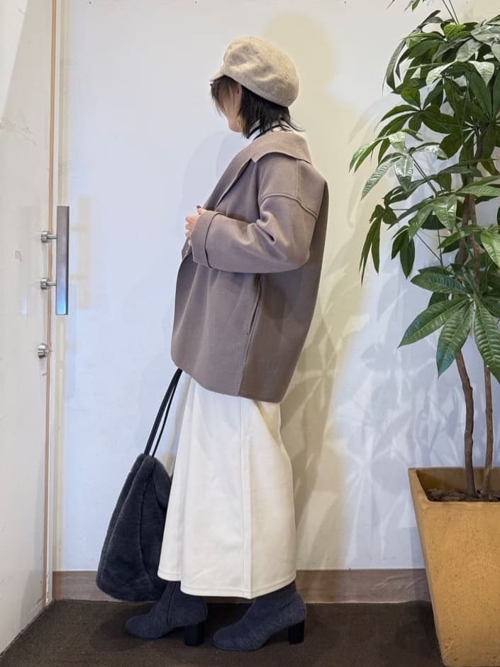 misakiさんの「SHOO･LA･RUE｜【洗濯機可】美脚見え あったか圧縮ニット ガウチョパンツ」を使ったコーディネート