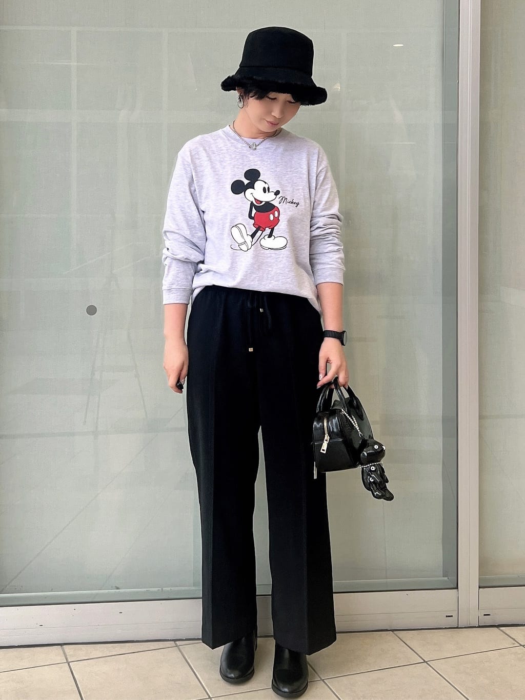 yo-koさんの「OPAQUE.CLIP｜【Mickey Mouse】プリントロングTシャツ」を使ったコーディネート