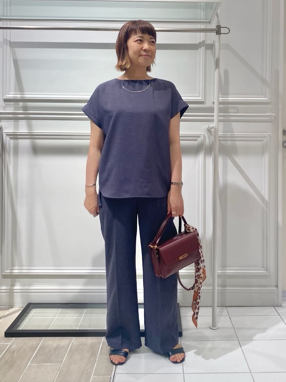 AKKOさんの「UNTITLED｜【UV/はっ水/セットアップ可】リラククールパンツ」を使ったコーディネート