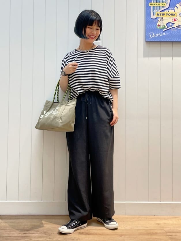 mikaさんの「Dessin｜【2点セット/ウエストゴム/洗える】スキッパ―シャツ＆ストレートパンツセット」を使ったコーディネート