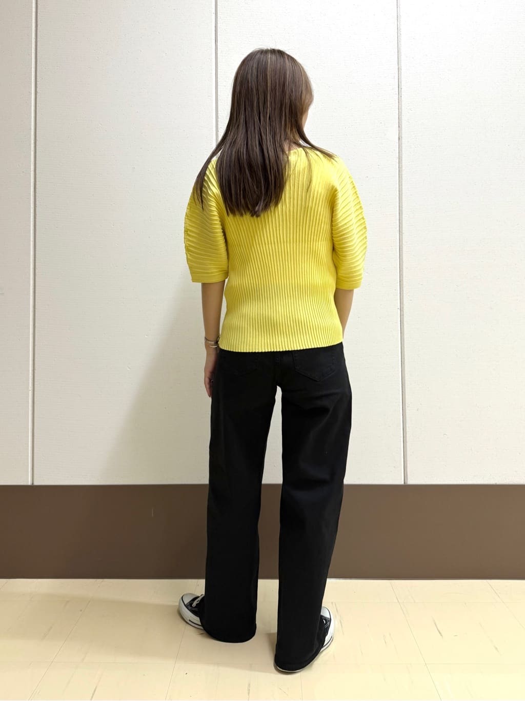 mamiさんの「INDIVI｜【二の腕カバー／スタイルアップ】ドライタッチストレッチニット」を使ったコーディネート
