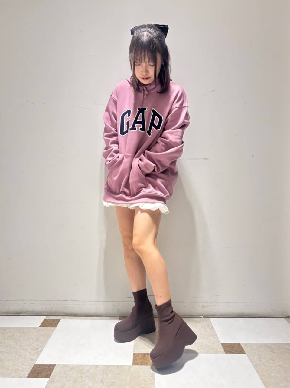 せらら⭐️さんの「ESPERANZA｜厚底ニットショートブーツ」を使ったコーディネート