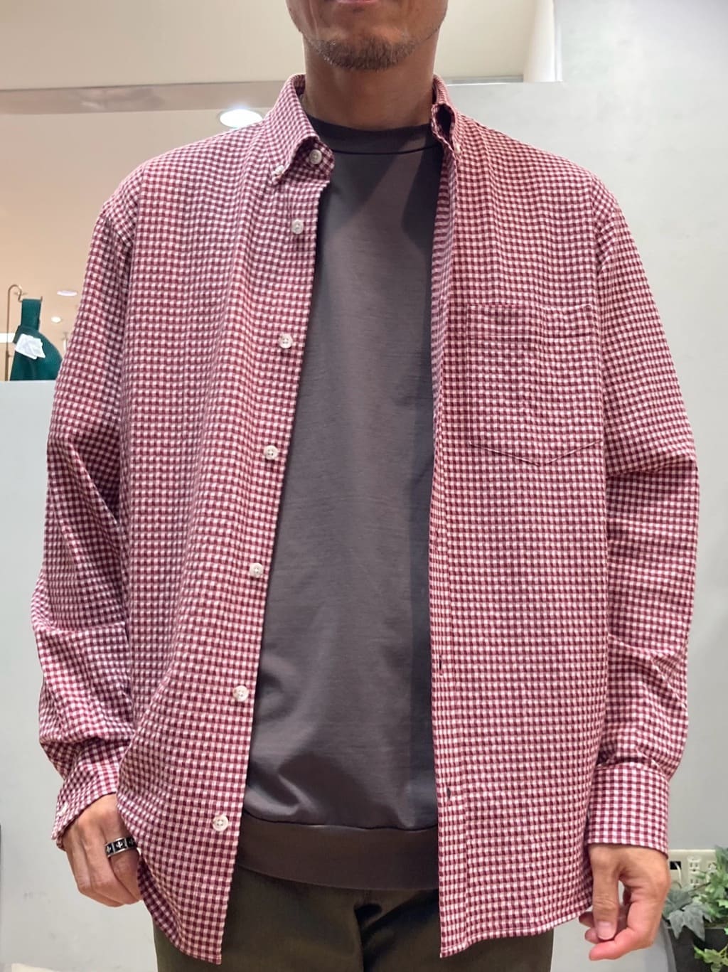 シュンさんの「TAKEO KIKUCHI｜【抗菌防臭/シーズンレス】シアサッカーギンガムチェック ストレッチシャツ」を使ったコーディネート