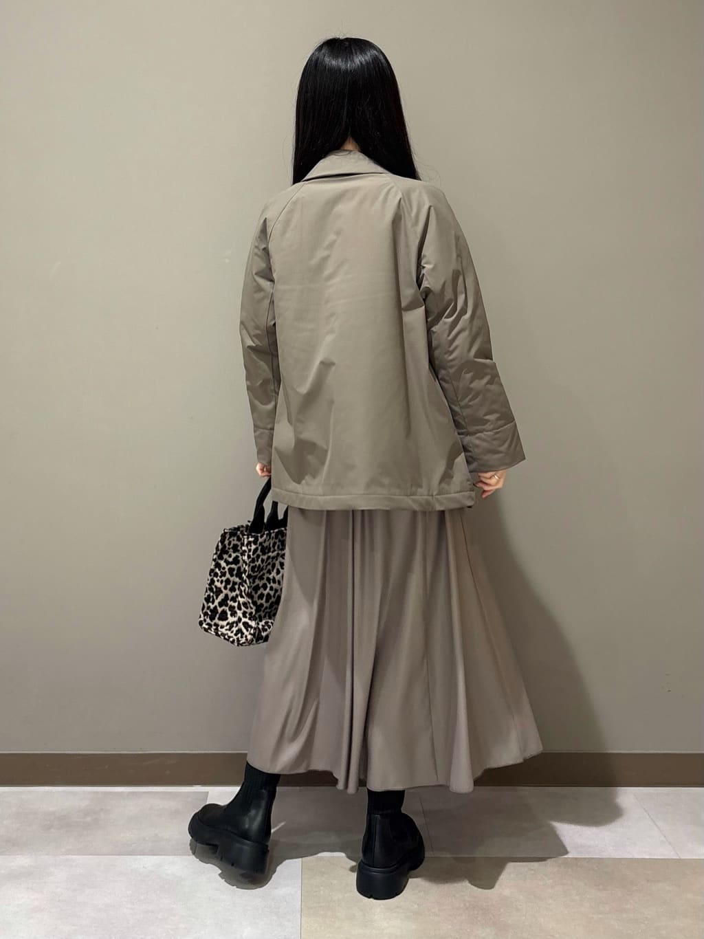 KEIKOさんの「INDIVI｜【超軽量／蓄熱】ライトパフステンカラーコート」を使ったコーディネート